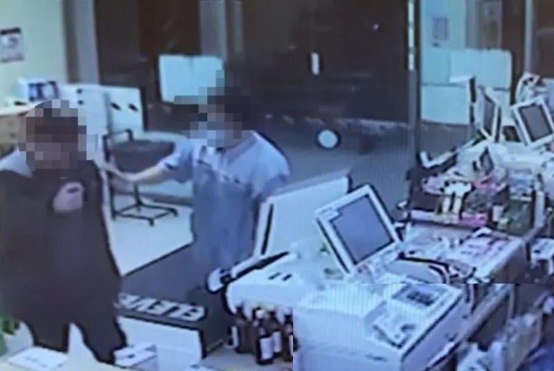 Drunk man belly bumps Taipei 7-11 clerk over real-name registration