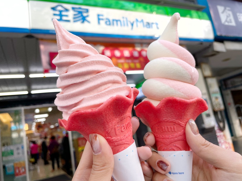 補班日咖啡、甜點吃到爽！台灣四大超商祭出指定品項快閃優惠　全家2支草莓霜淇淋只要59元