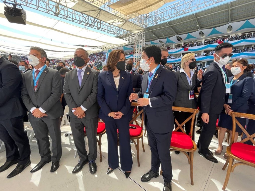 宏都拉斯總統就職　台灣、美國兩位副元首: 賴清德賀錦麗首次在國際場合互動寒暄