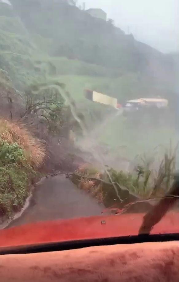Video shows man barely avoid landslide in central Taiwan