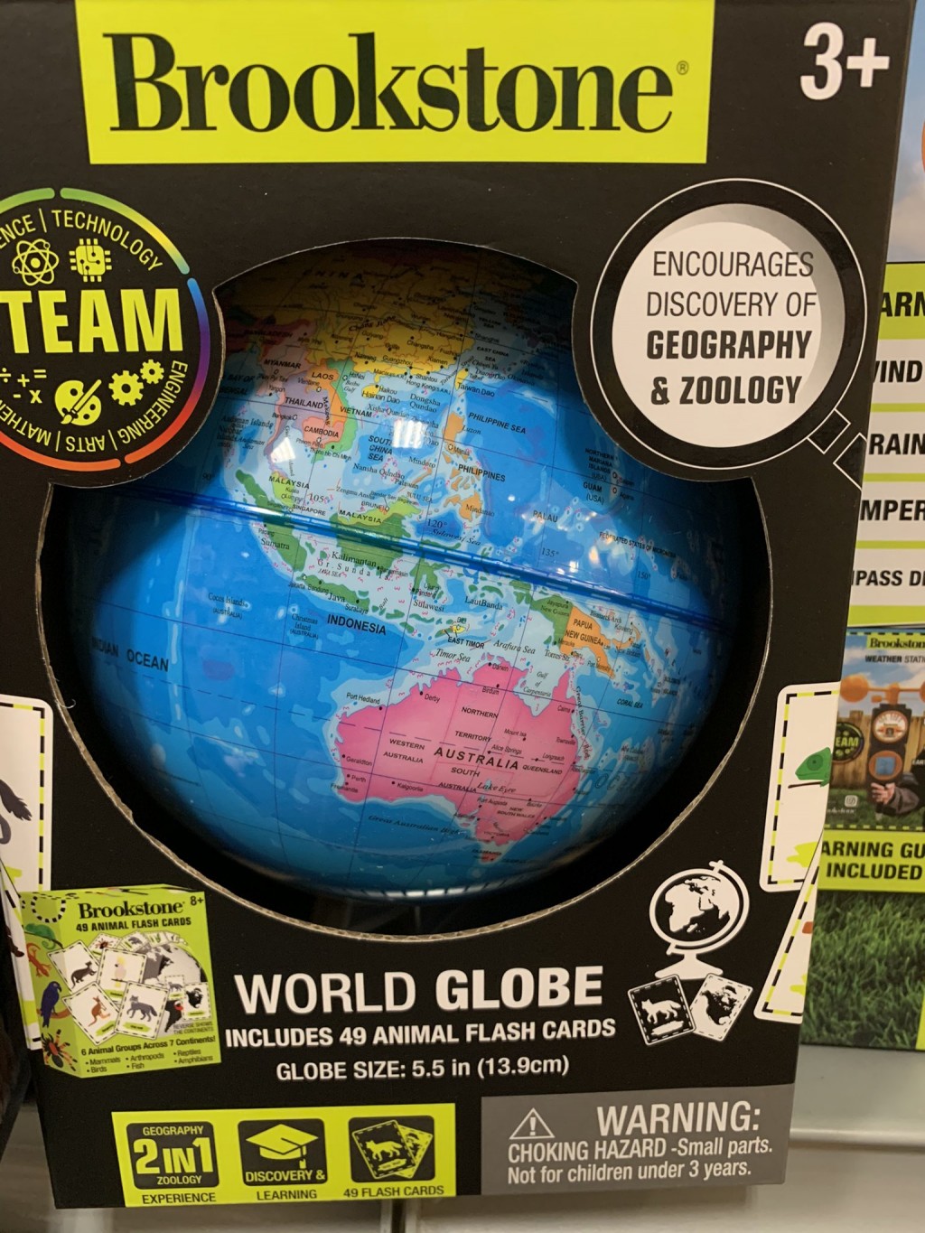 Brookstone hawks globe with 'Taiwan Dao' listed as part of China