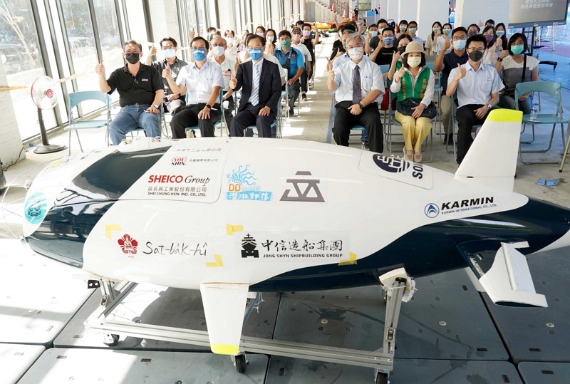 Taiwan’s first human-powered submarine unveiled