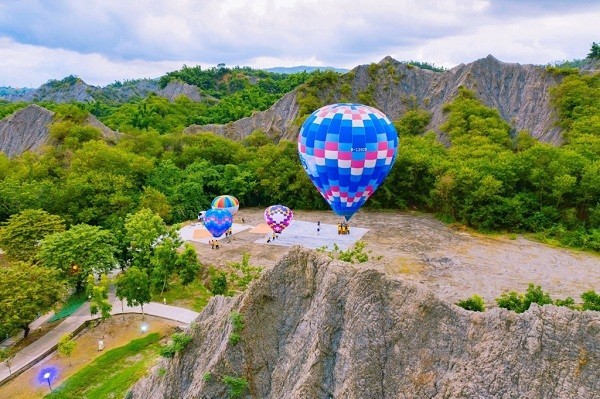 Kaohsiung hot air balloon rides set for September, tickets on sale from Aug. 5