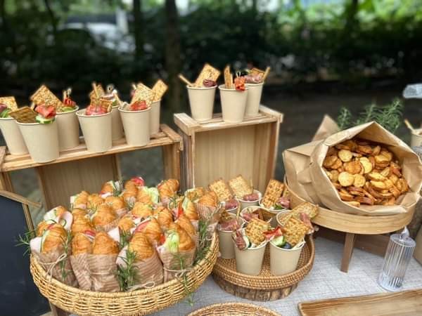 Taiwan couple fills wedding feast entirely with Costco food