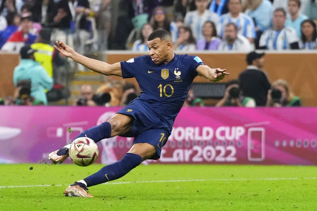 【梅西完美謝幕】法國追平仍飲恨　阿根廷奪下第3次世界盃冠軍