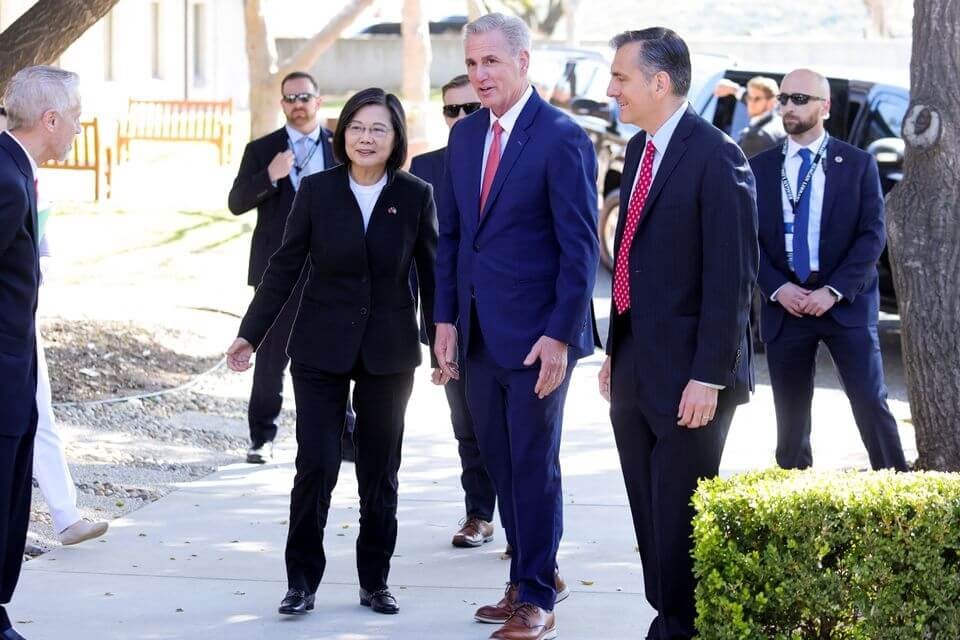 Taiwan President Tsai meets US House Speaker McCarthy in LA
