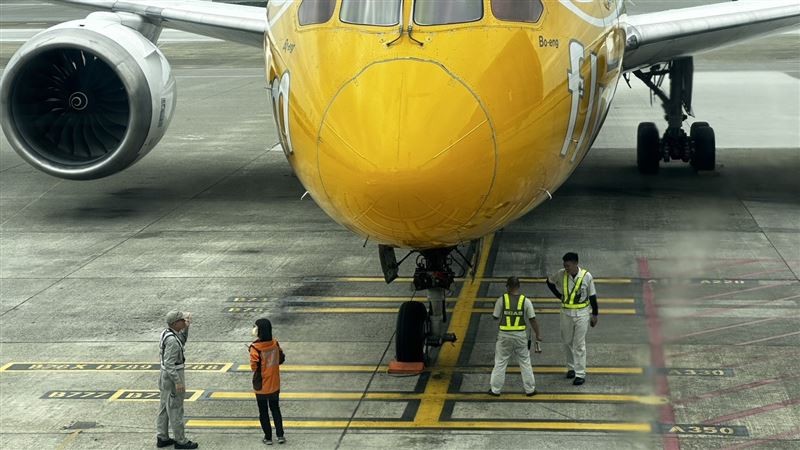 Tire falls off Scoot plane as it lands in Taipei, flight to Singapore delayed
