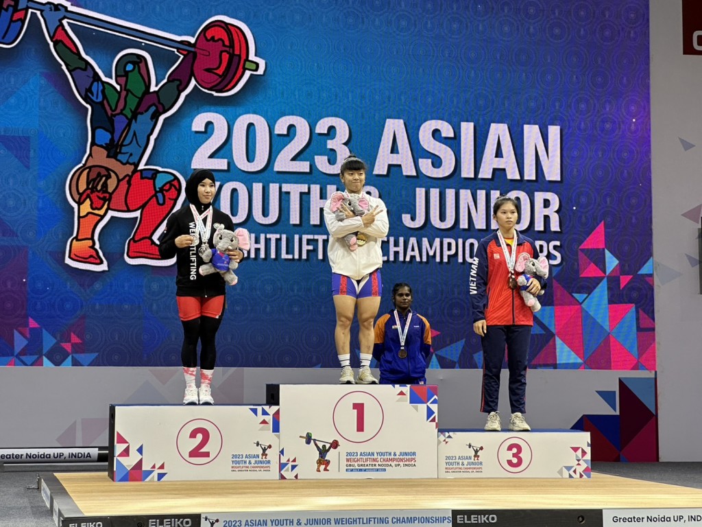 Taiwanese youth snatches 3 golds at Asia weightlifting championship