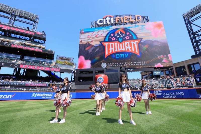 美國紐約大都會「台灣日」 樂天女孩啦啦隊首度登場展現台式應援　為活動添亮點