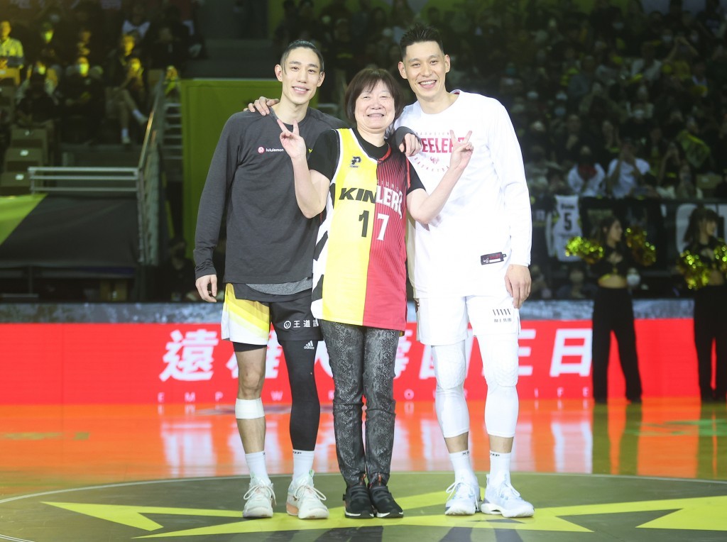 Jeremy Lin to play with brother for New Taipei Kings