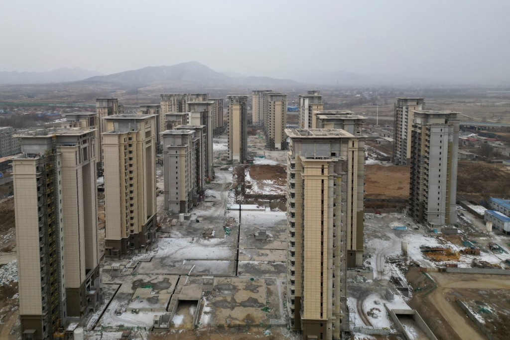 不只恆大爛尾樓危機 中國房市供過於求 空屋足可住1.5億人　