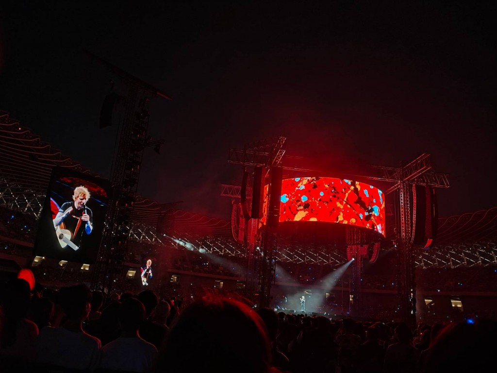 Record 94,000 fans flock to Ed Sheeran concert in Kaohsiung